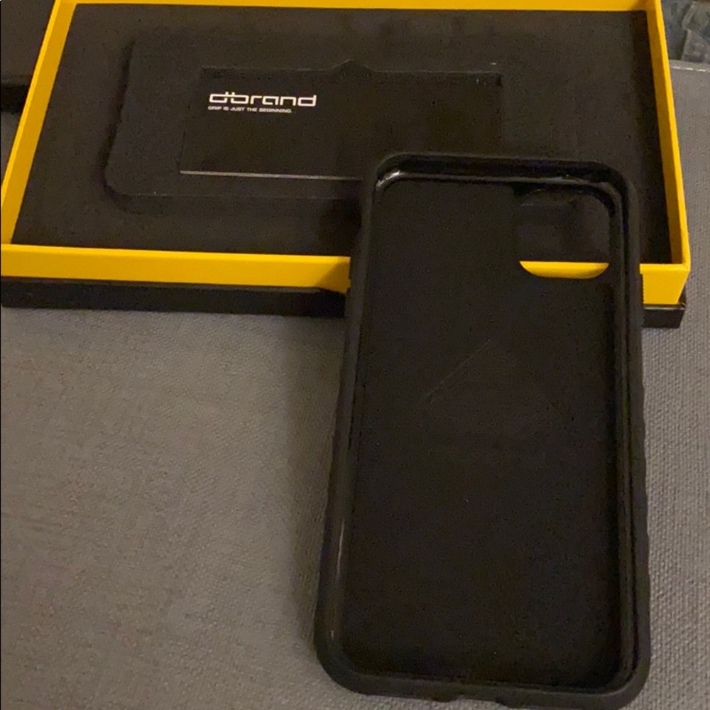 Dbrand Grip Case iPhone 11